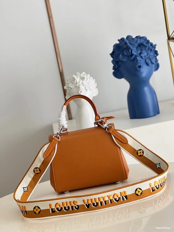 LOUIS MINI VUITTON CHANELUNY 0820